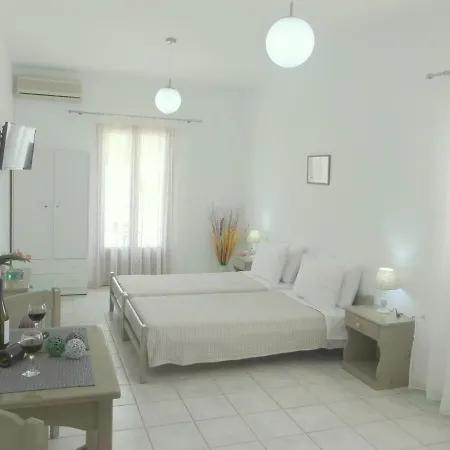 Kamakaris Rooms Adamantas  Buitenkant foto