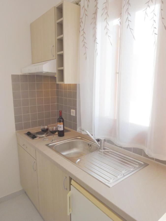 Apartment Kamakaris Adamantas (Milos)